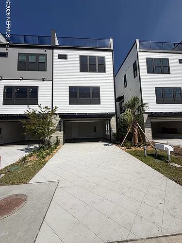 2054 Prudential Dr Photo 1