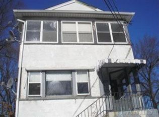 127 Lincoln Ave, New Rochelle, NY 10801