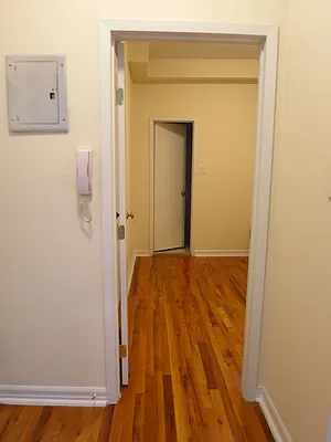 Rented by City & Suburban | media 21