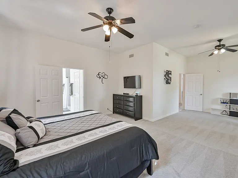 2735 Water Oak Dr — Photo 23