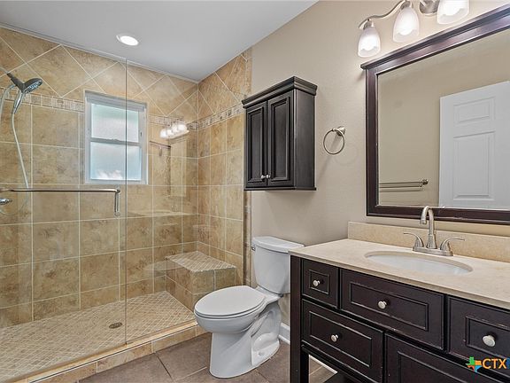 3rd image of 531 Dennis Dr