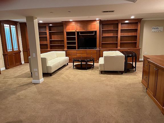 2nd image of 120 Commons Dr