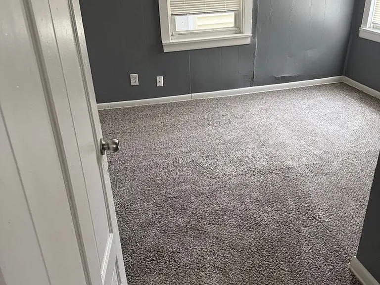 2718 S 5th St — Photo 5