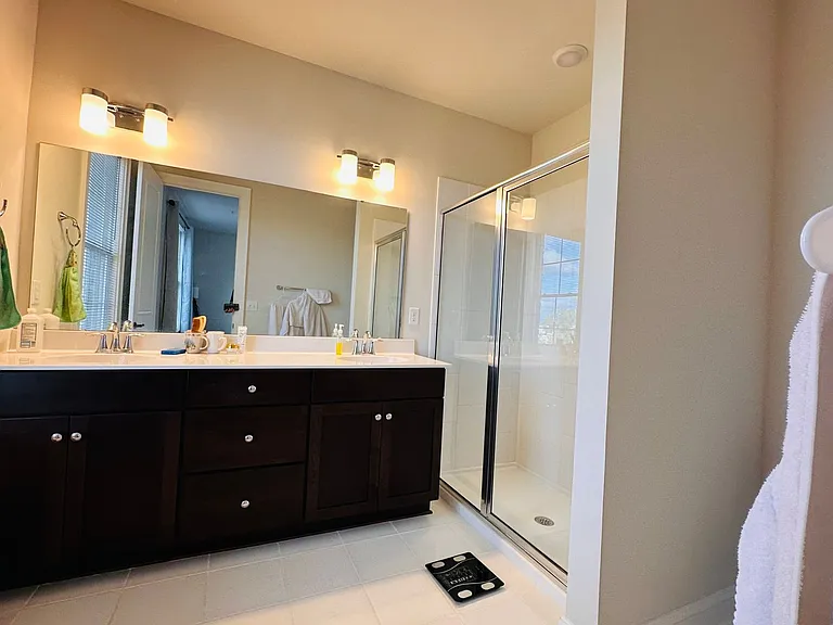 338 Midtown Way — Photo 7