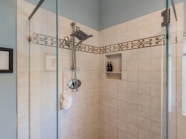 70 Mariani Ct — Photo 30