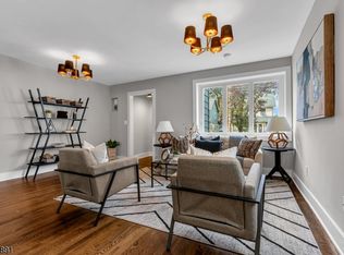 72 Essex Ave, Maplewood, NJ 07040