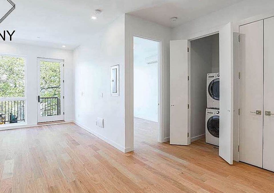 1st image of 350 Rutland Rd #4R