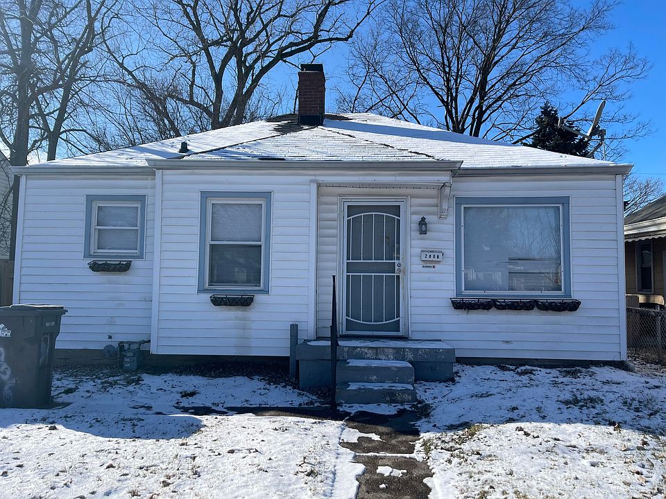 1st image of 2006 N Linwood Ave