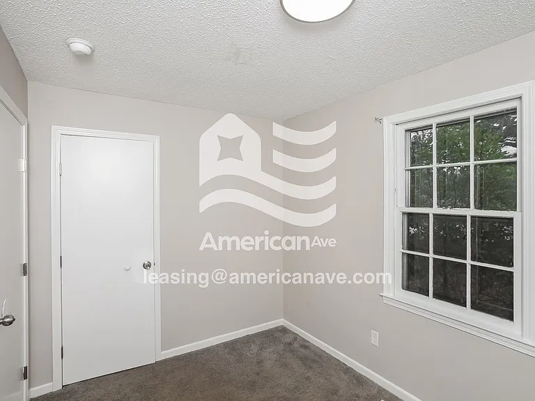895398_013_wm_-_bedroom_13527128.jpg