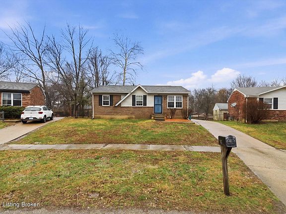 2nd image of 5817 Medtree Pl