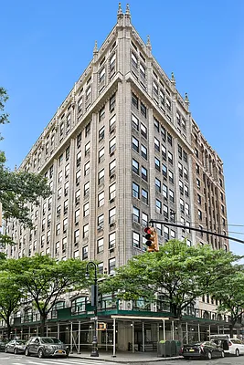 Sold by Corcoran | media 6