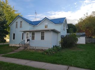 22 N Main St, Altura, MN 55910