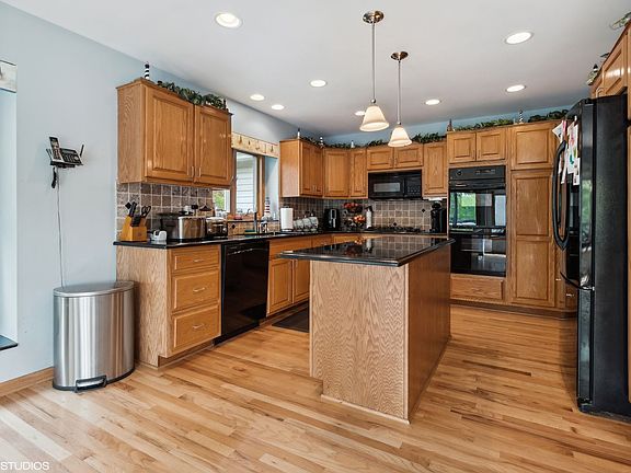 5th image of 24615 S Blackhawk Dr