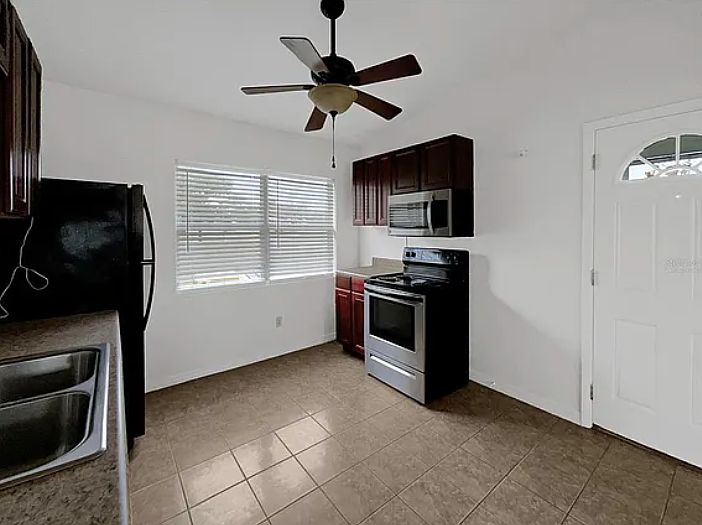 2nd image of 901 12th St