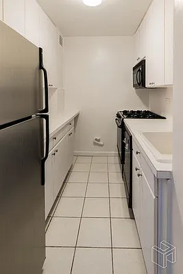 Rented by Halstead Real Estate | media 14