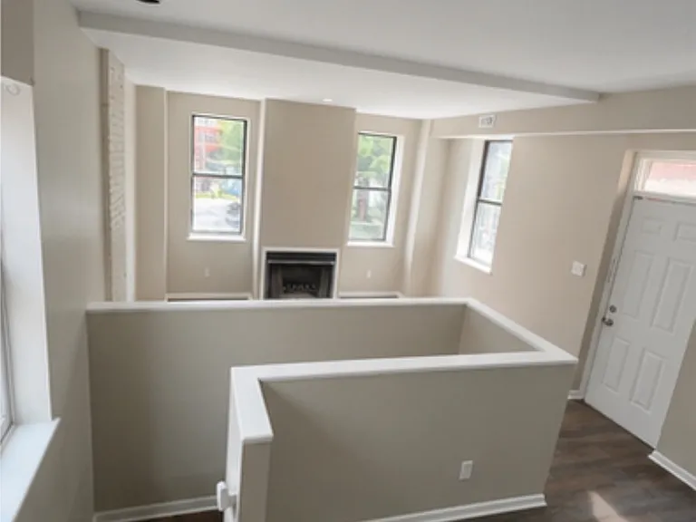 811 Russell Blvd #2F — Photo 4