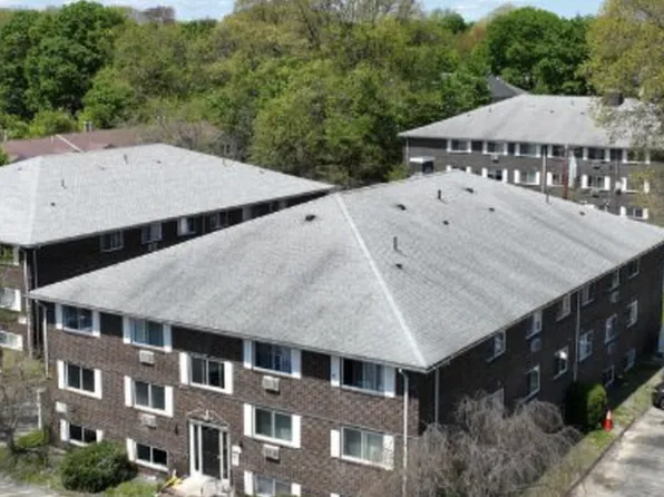 Willard Street Apartments offers the perfect location, with easy access to all major Highways 495...