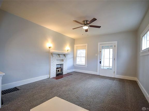 4th image of 3817 Woodbine Ave