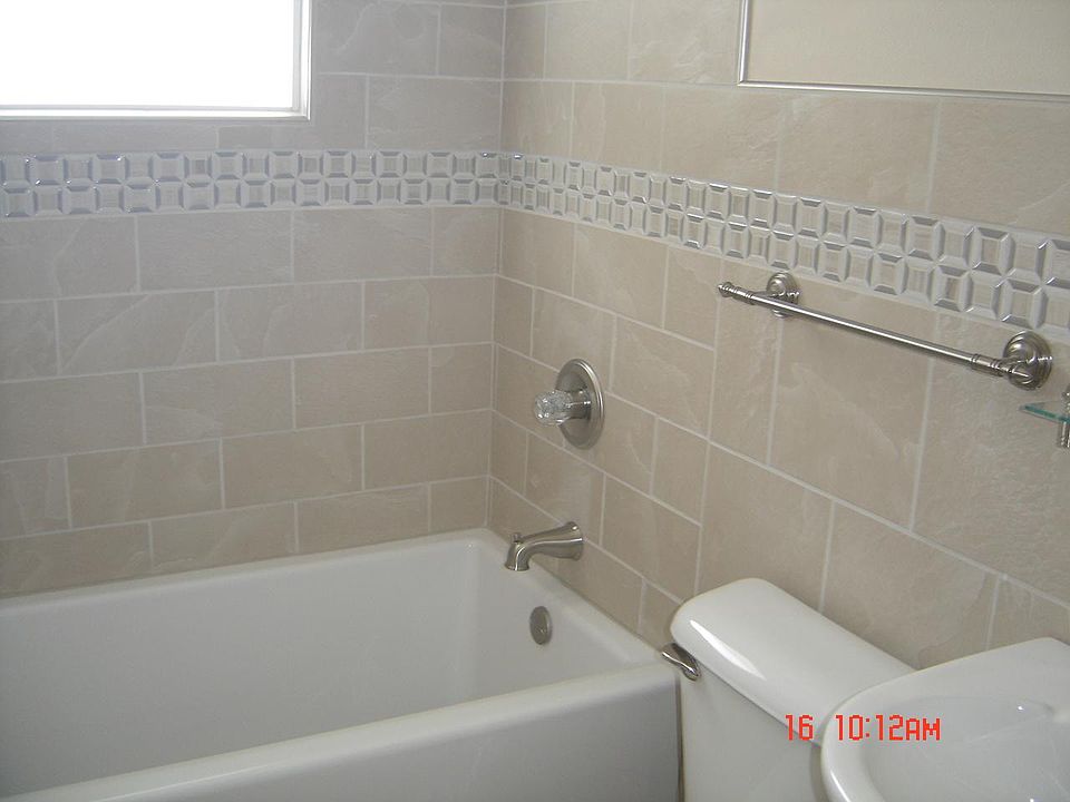 2nd image of 1005 Broadmore Dr