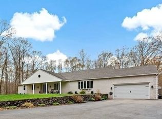 226 Rocky Hill Rd, Rehoboth, MA 02769