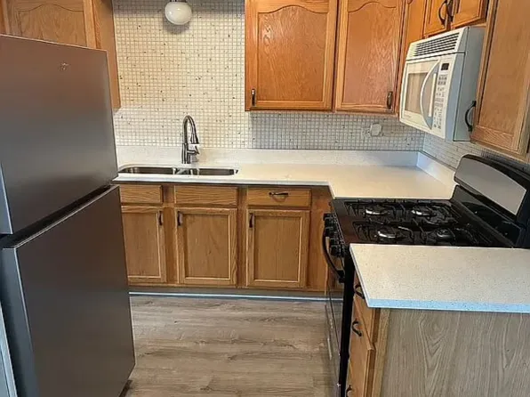 7101 166th St #3, Tinley Park, IL 60477