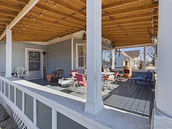 4th image of 206 E Conner Ave