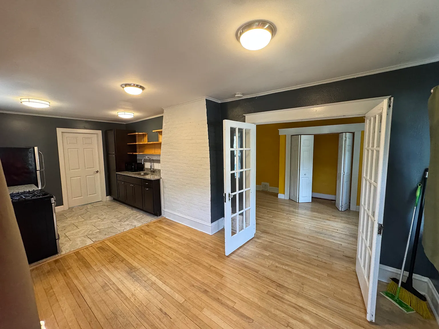 1 bed, 700 sqft, $1,675 — Photo 3