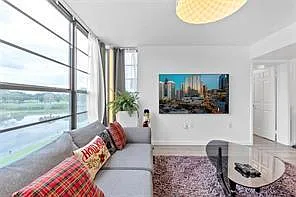 1518 Whitehall Dr #206 — Photo 10