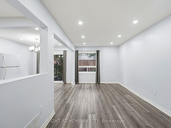 5th image of 35 Chipstead Ave #21