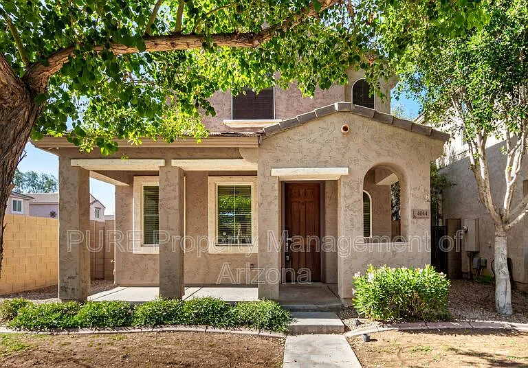 4044 E Oakland St — Photo 1