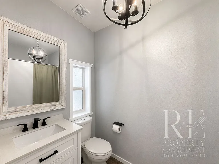 548 Arnold Ave E — Photo 24