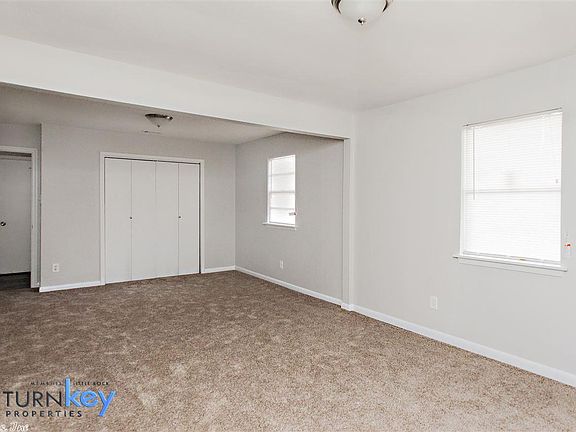 4th image of 3613 Pine Cone Dr