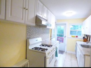 232 Seaton Rd APT 3C, Stamford, CT 06902