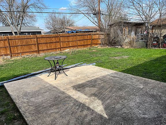 2nd image of 1431 Caballero Dr