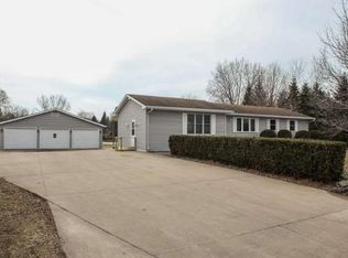 10840 200th Ave NW, Elk River, MN 55330