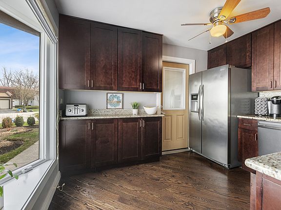 2nd image of 5 Tanglewood Ct