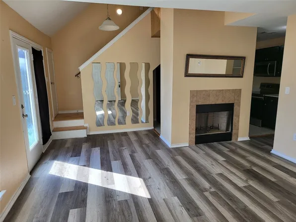 9837 Walnut St #206, Dallas, TX 75243