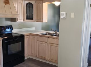 595 N Main St #1, Amherst, OH