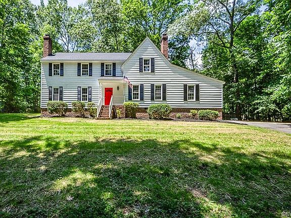 2nd image of 11033 Sugarloaf Dr