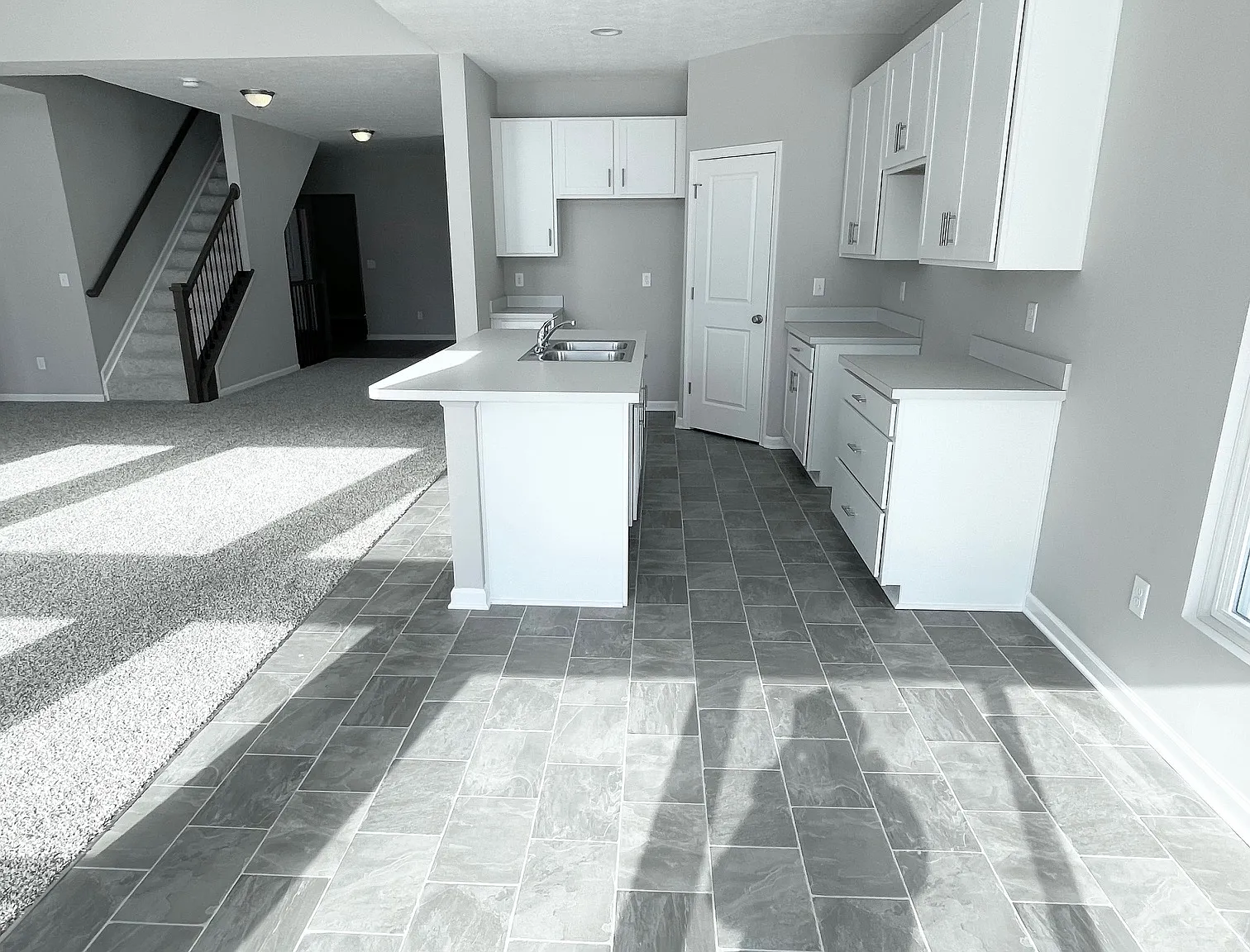 4 bed, 3.5 bath, 2664 sqft, $3,200 — Photo 4
