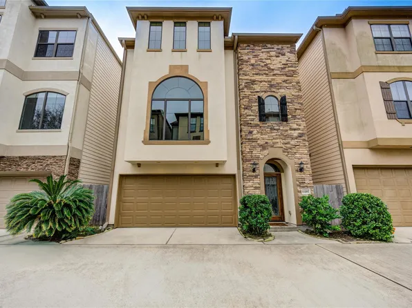 11207 Tramonto Dr, Houston, TX 77042