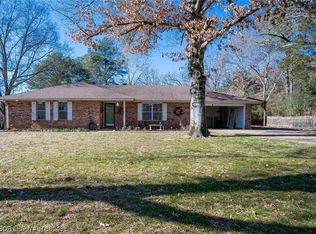 6431 Ridgeway Ln, Ozark, AR 72949