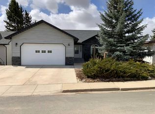 238 E Centre St S, Linden, AB T0M1J0