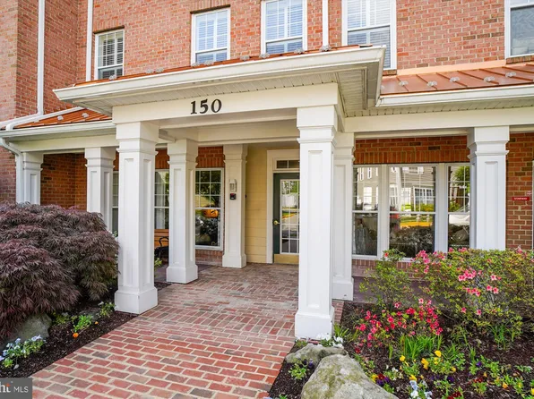150 Chevy Chase St APT 305, Gaithersburg, MD 20878