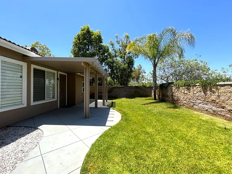 511 Shasta Dr — Photo 32