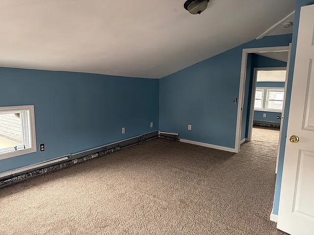 408 Park Ave — Photo 12