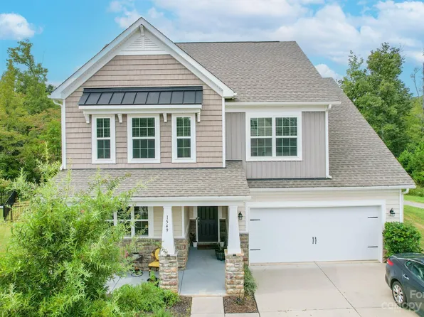 1549 Trentwood Dr, Fort Mill, SC 29715