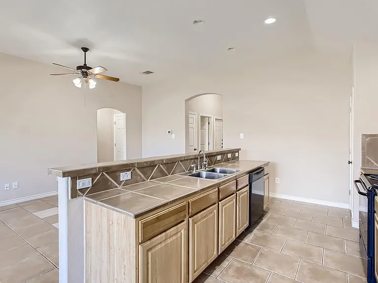 3032 Douglas Fir Dr — Photo 3