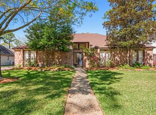 11818 Laneview Dr, Houston, TX 77070