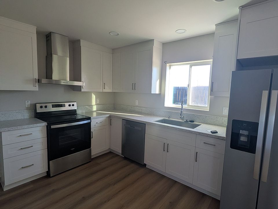 1st image of 8160 Oleander Ave